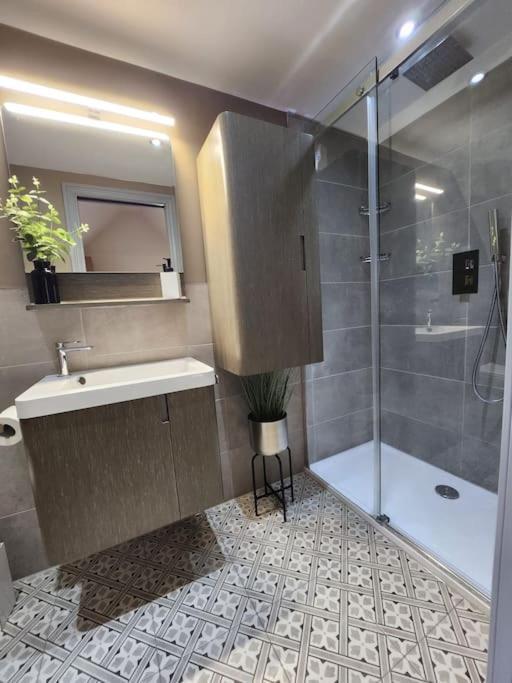 Luxury 1 Bed Coach House Apartment Huddersfield Exterior photo